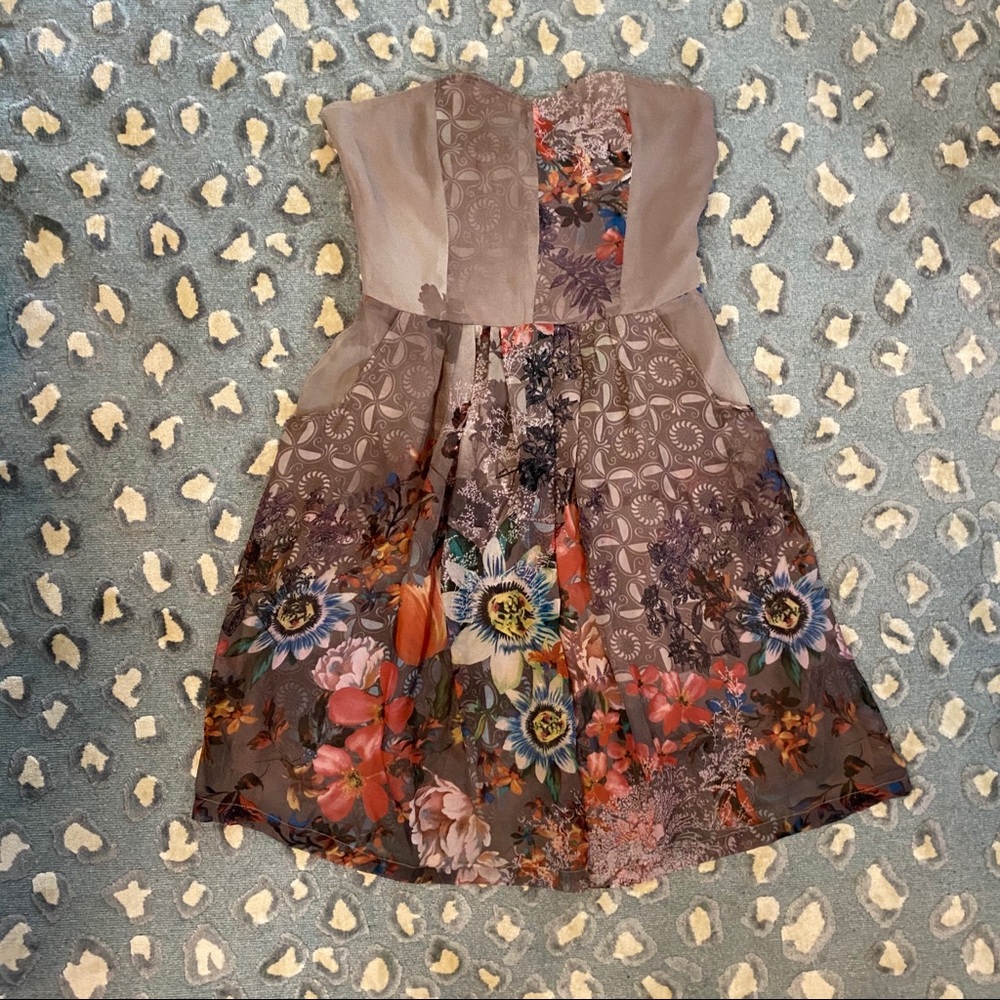 Aoyama Itchome Strapless Dress
